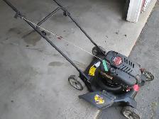 lawnmower - Photo 2