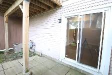 Wonderful 3 Bdm/1.5 Bth Townhome, Woodroffe/Medhurst, Sept/Oct - Photo 27