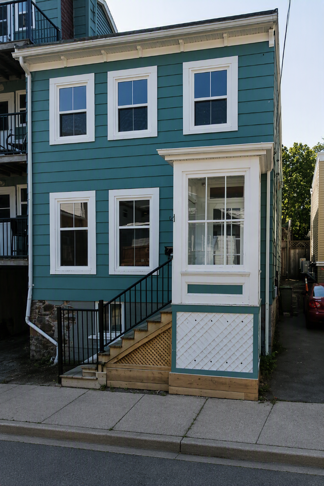 26-085 Spacious home in South End Halifax
