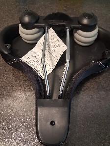 Extra wide seat for any bicycle