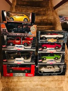 1:18 SCALE DIECAST RACE CARS - Photo 8