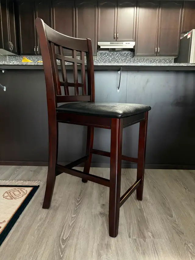 BAR STOOLS FOR SALE