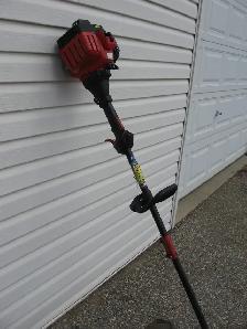 Troy-Bilt Grass Trimmer  For  Sale - Photo 2
