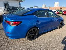 2022 Nissan Sentra SR - Photo 2
