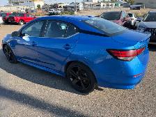2022 Nissan Sentra SR - Photo 4