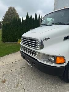 TRUCKING - Photo 2
