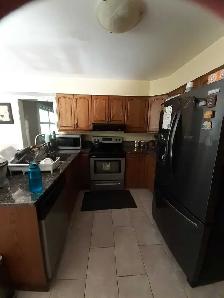 room available rent in four bedroom house - Photo 7