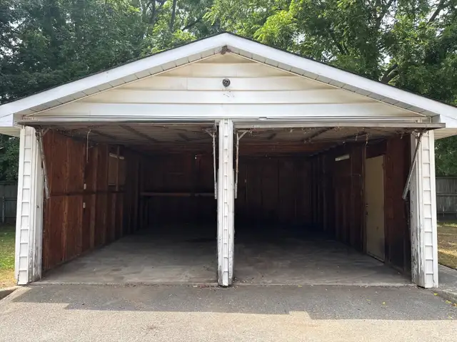Storage Garage For Rent