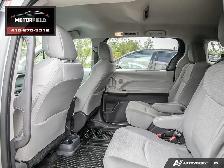 2021 Toyota Sienna LE CarPlay, Power Doors - Photo 21