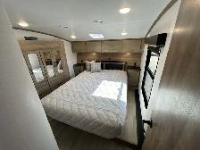 2025 Arcadia 242SLMD COUPLES UNIT, LUXURIOUS, CLEARANCE SALE - Photo 35