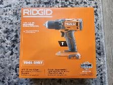 New! Ridgid 18V Cordless 1/2' Hammer Drill R860012B Tool-Only