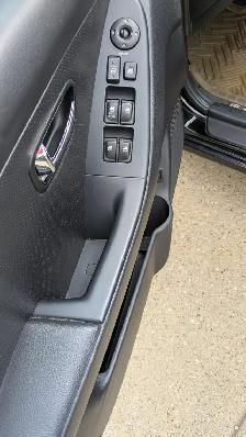 2010 Hyundai Elentra with EXTREMELY LOW MILEAGE - Photo 7