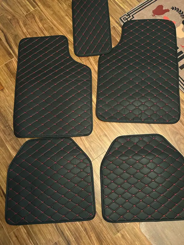 NEW Redline Car Floor Mat Set