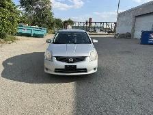2010 Nissan Sentra - Photo 2