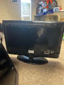 Samsung 40" LN-T4061F TV - Photo 2