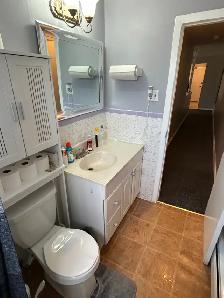 2 BEDROOM APARTMENT - LARGE, CLEAN & BRIGHT – ON Oct /Nov1 /2026 - Photo 2