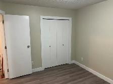 Beautiful 2 Bedroom  — Main Floor with Private Entrance - Photo 7