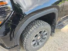 2024 Sierra AT4 - Photo 5