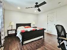 Recently Renovated/3 Bedroom Unit/Duplex/Nepean Area - Photo 12