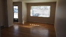 Main Floor 3 Bedroom WITH GARAGE! - Photo 2