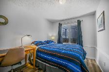 Strathmore Condo Spacious Ground floor unit, 2 Bedroom, Pets ok - Photo 3