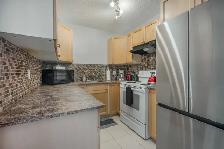 Strathmore Condo Spacious Ground floor unit, 2 Bedroom, Pets ok - Photo 9