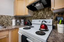 Strathmore Condo Spacious Ground floor unit, 2 Bedroom, Pets ok - Photo 11