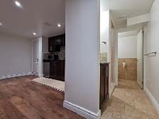 YONGE / FINCH –Prime Location BSMT Bachelor Own Kitchen & Bath - Photo 5