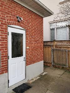 YONGE / FINCH –Prime Location BSMT Bachelor Own Kitchen & Bath - Photo 9