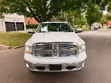 2016 Dodge Ram 1500 Laramie Edition Fully loaded - Photo 2