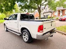 2016 Dodge Ram 1500 Laramie Edition Fully loaded - Photo 4