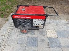 Honda ES6500 Gas Generator