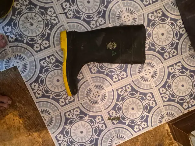 mens boots