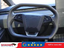 2025 Tesla Cybertruck - Photo 18