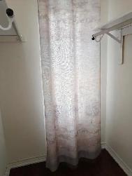 Nice room with private bathroom for rent - Photo 3