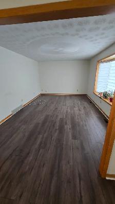 ALEXANDRIA upper level apartment - Photo 3
