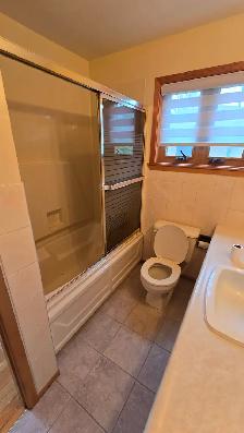 ALEXANDRIA upper level apartment - Photo 8