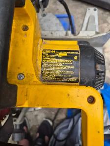 dewalt saw - Photo 4