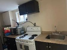 Furnished Walkout Basement $1,500 All-Inclusive in Etobicoke - Photo 24