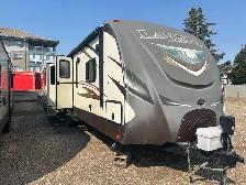2015 Keystone Laredo 314RE - Photo 2