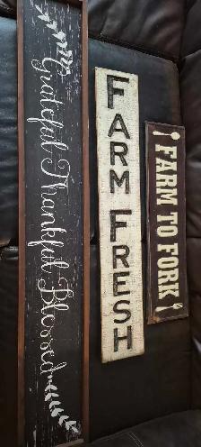 farm house signs
