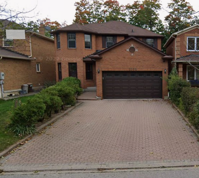 Car Parking spot for rent in Mississauga