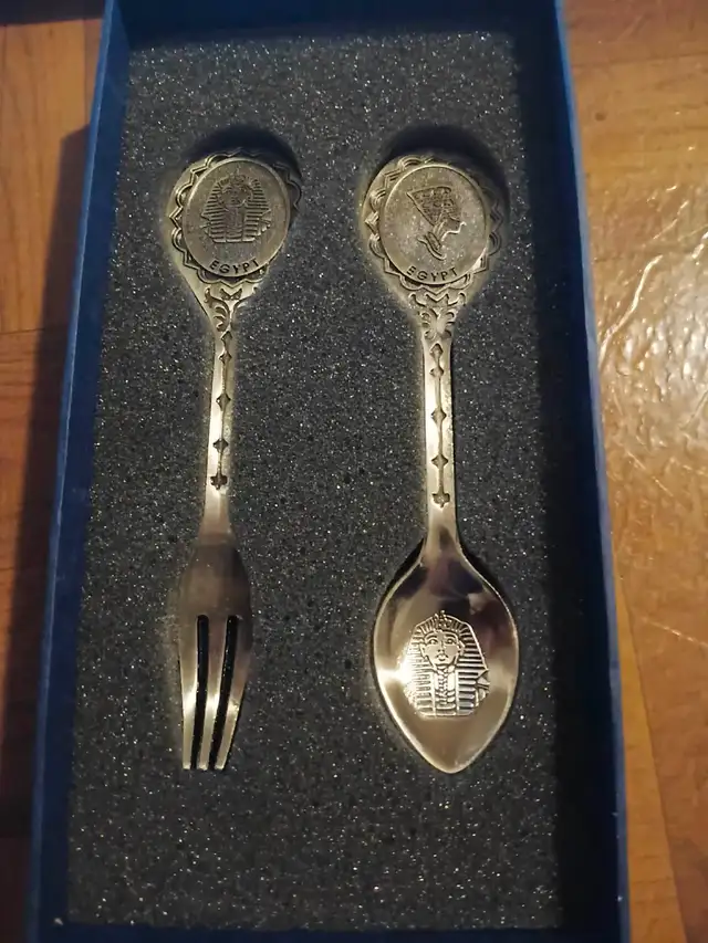 Vintage Egypt Collectable Spoon Fork Set Souvenir