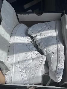 Air Jordan 1 Mid