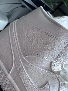 Air Jordan 1 Mid - Photo 6