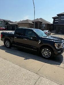 2022 Ford F-150 Limited PowerBoost Hybrid 4x4 – Only 57,000km - Photo 2