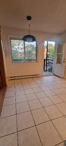 Ahuntsic-Cartierville location 5 1/2, 3 chambres avec electros - Photo 3