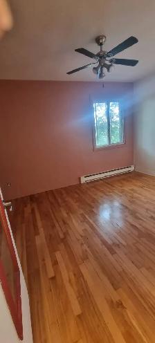 Ahuntsic-Cartierville location 5 1/2, 3 chambres avec electros - Photo 12