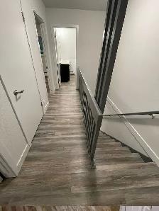 3 bed 1.5 bath newly renovated townhouse includes heat - Photo 6