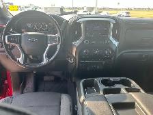 2019 Chevrolet Silverado 1500 Crew Cab RST - Photo 19